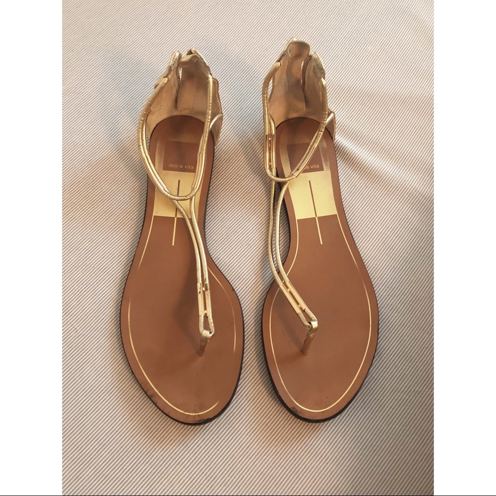 Dolce Vita gold flat sandal t strap size 9.5
